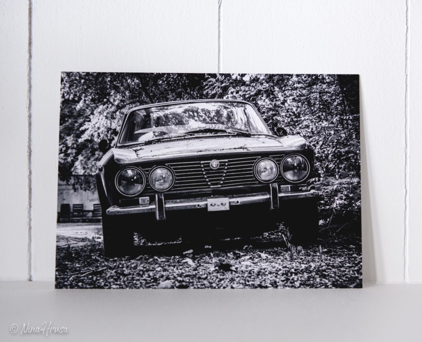 Postkarte Alfa Romeo Oldtimer, Zwischenmomente | Nina Hrusa Photography